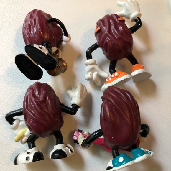 Vintage 1987-88 Lot of 4 California Raisin Figures Assorted 3" Toys - Picture 2 of 8
